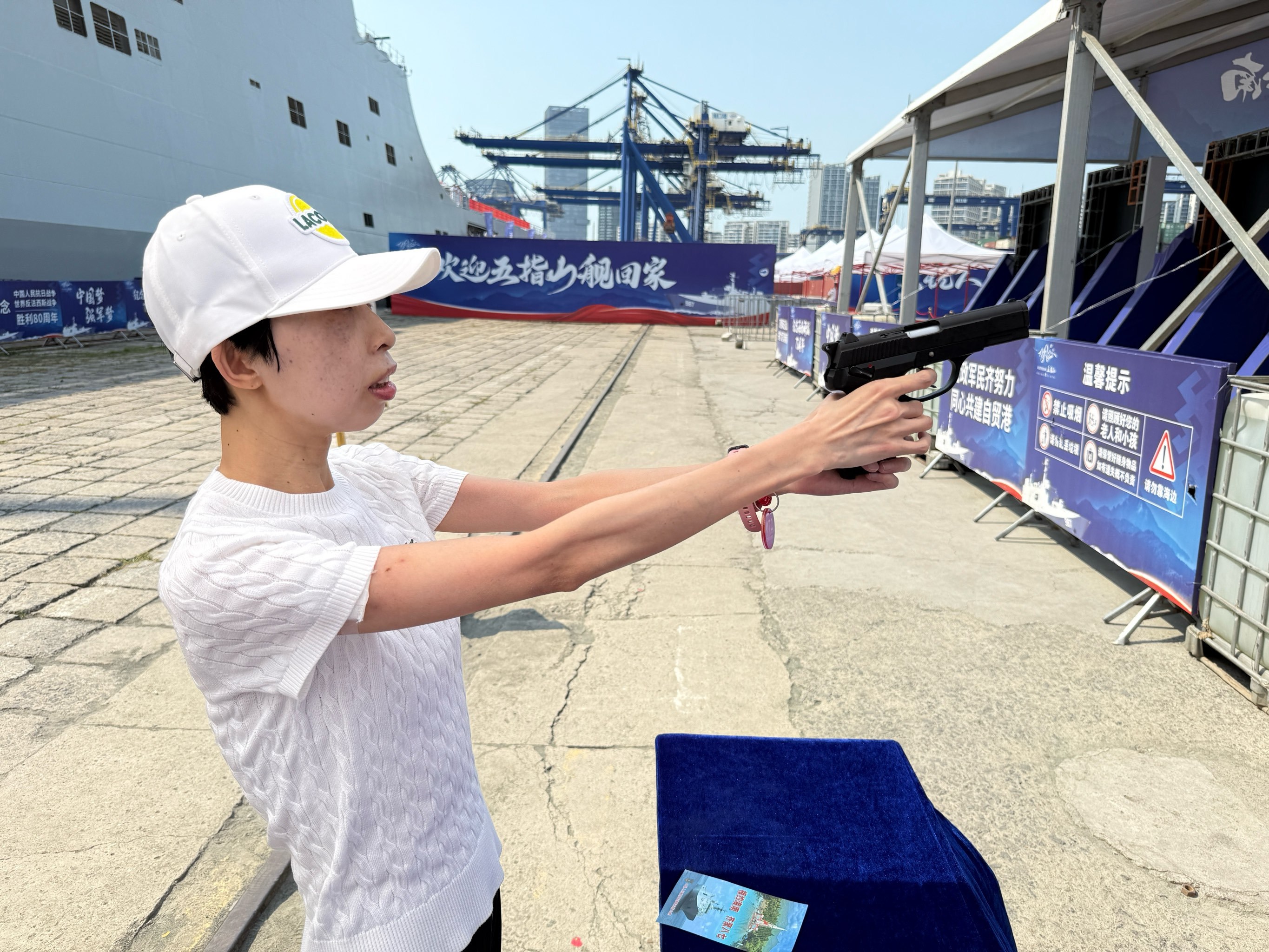 关于上海海港发布备战花絮，冲刺阶段完成体检，欧超杯任务艰巨，临场指挥获称赞的信息