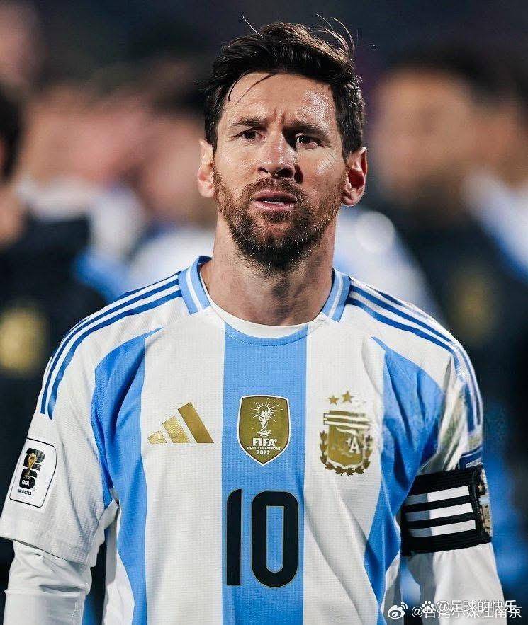 包含荷甲倒计时，亚特兰大转会期更衣室发声，细节引发关注，球迷炸锅，资深球员宣示担当的词条